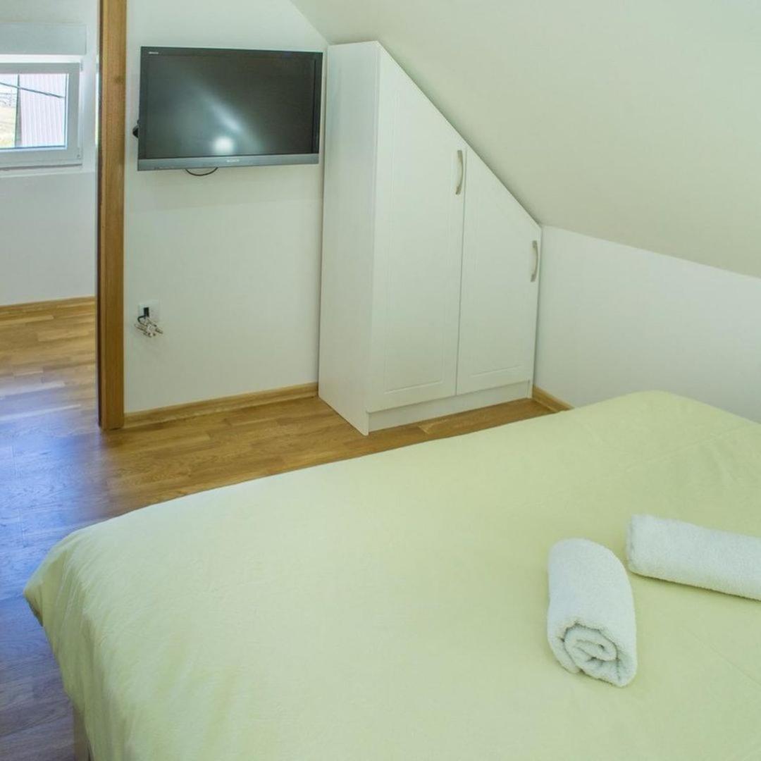 Apartmani Vuk Жабляк Экстерьер фото